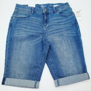 NWT Style & Co. Curvy Bermuda shorts size 6